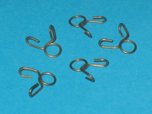 Zacisk na przewód paliwowy 5 mm