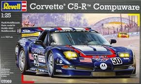 Corvette C5-R "Compuware" 1:25  model plastikowy do sklejania (7069)